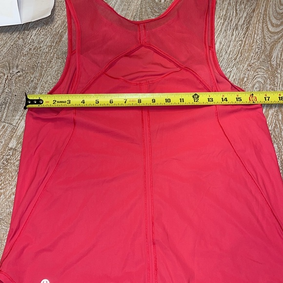Lululemon Sheer Mesh Shoulder Tank, small to medium - Picture 3 of 4